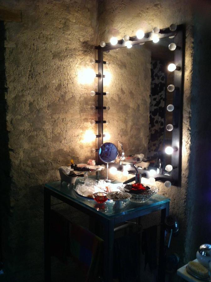Loft Dellartista. Eclettico, Originale, Unico Leilighet Ceresara Eksteriør bilde